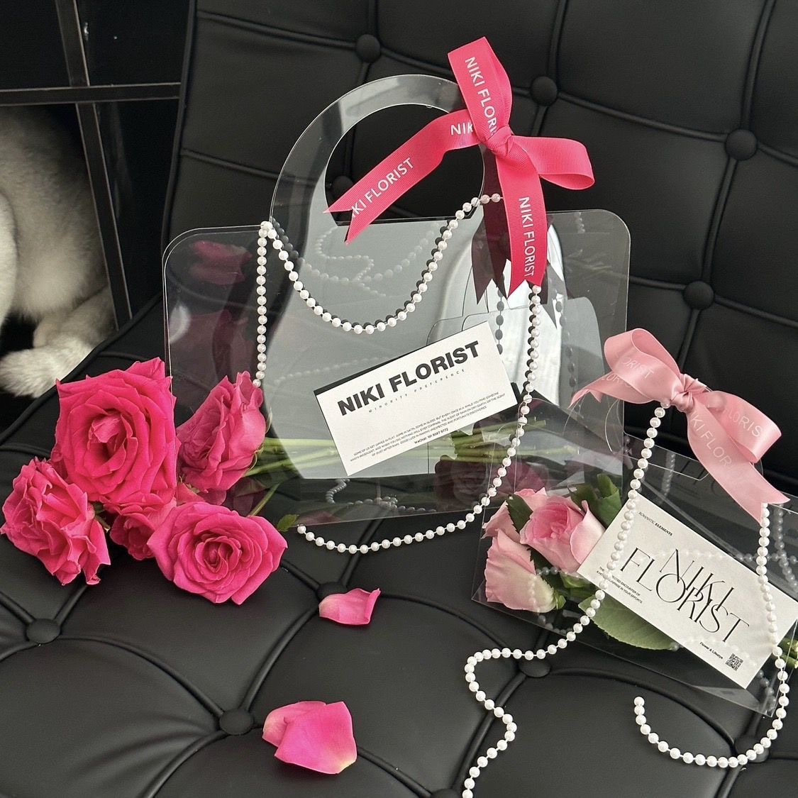 Material de embalaje de ramo caja portátil ins Día de San Valentín celebridad en línea flores transparentes bolso de gama alta en stock fabricante