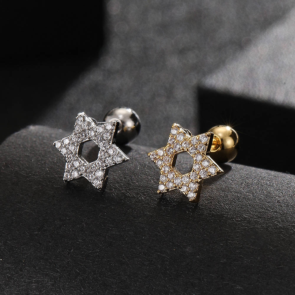 Labret piercing jewelry detail image