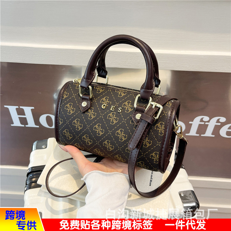 Qadın Boston çantası, hərfli monogram dizaynlı, universal model