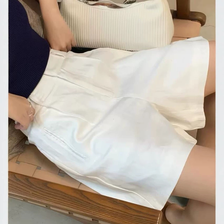 Quần short nữ vải lanh phối cotton dáng rộng ống suông mùa hè — màu trắng