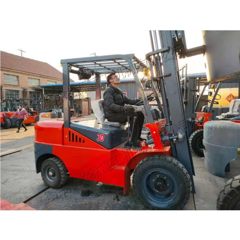 可出口柴油叉车 四轮运输工具车 装卸货物液力托运装载车