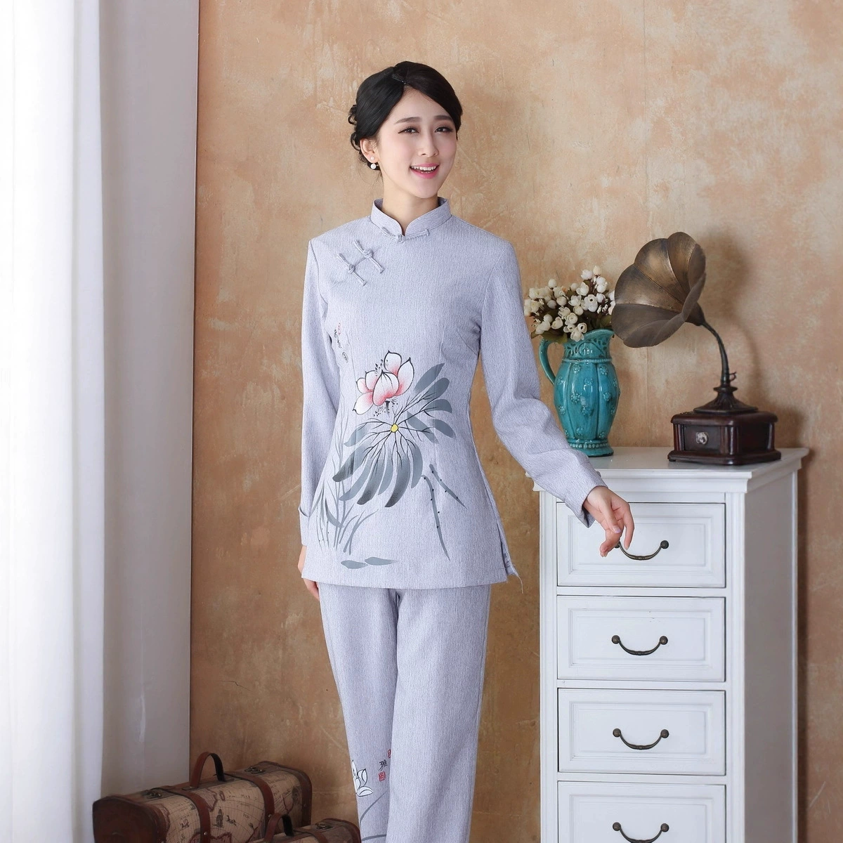 Новый весенне-осенний женский костюм Тан из хлопка и льна в китайском стиле с длинными рукавами и ручной росписью 2508, костюм Мама Ханьфу