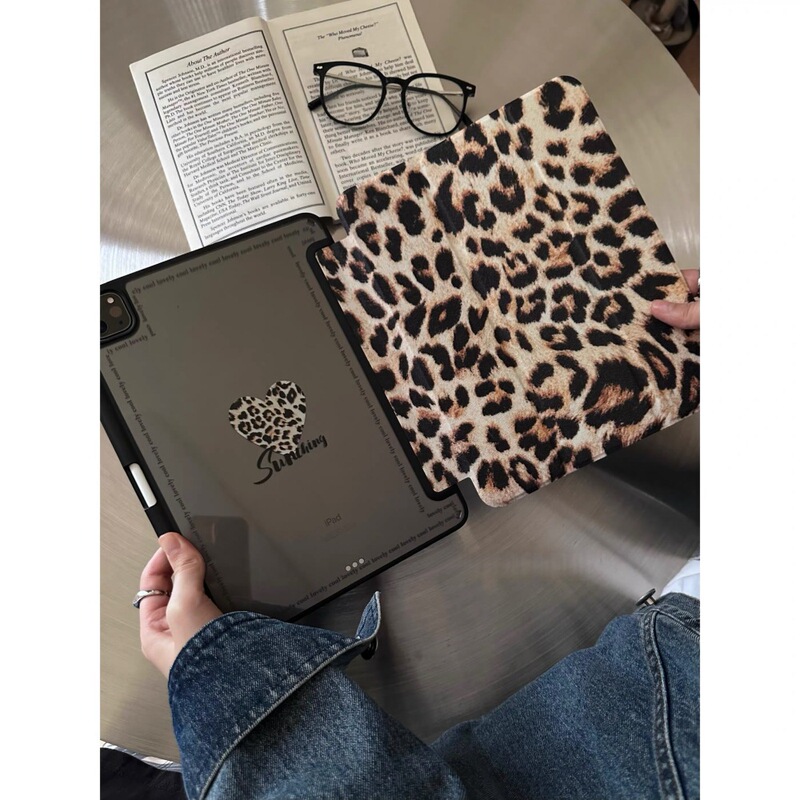 Black Mirror Classic Leopard Print Tablet Case iPad 10/11 Generation/Air4/5/6/7/10.2/Pro
