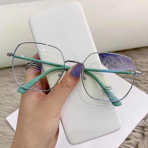 New anti-blue light glasses, brown for myopic men and women, plain face, small face, can be equipped with large square glasses frame