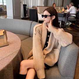 Wuuus随性而为奶杏色毛衣外套女冬季新款坑条针织上衣