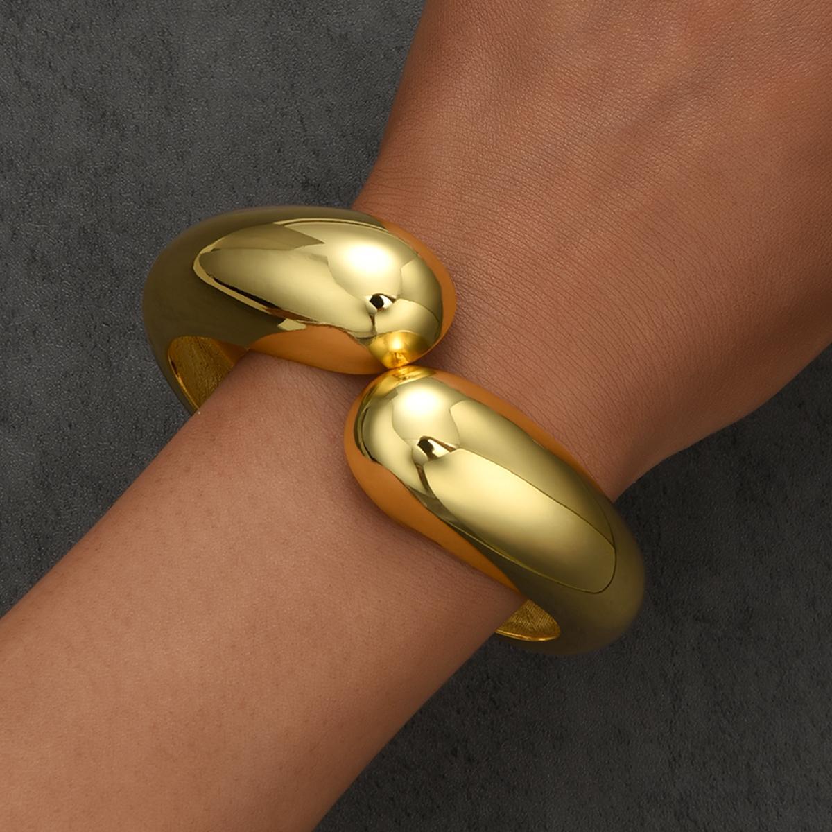 Transfronterizos Europa y América viento metálico geometría lisa cruzada retro brazalete de lujo ligero nicho pulsera sofisticada de alta calidad