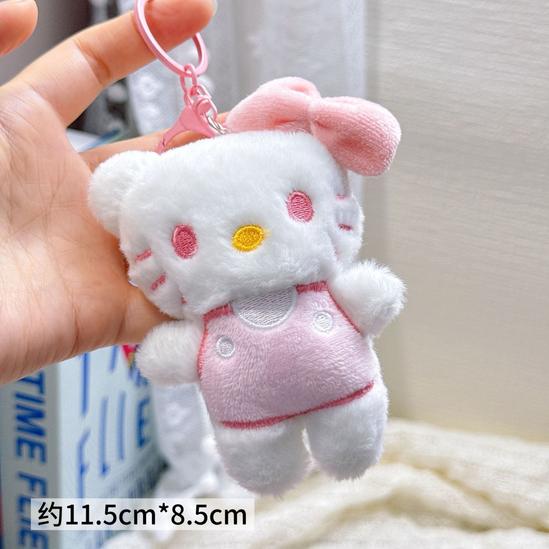 Colgante de Peluche para Mochila y Llaves image 68