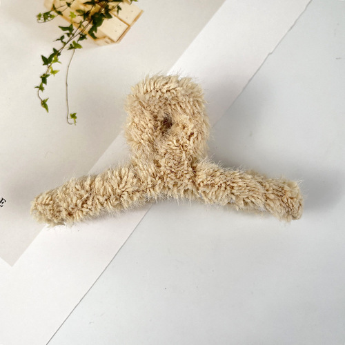 Winter and Autumn Fleece Cross Hair Clips Large Female Influencer Hair Accessories Shark Clips Hairpins for Nape