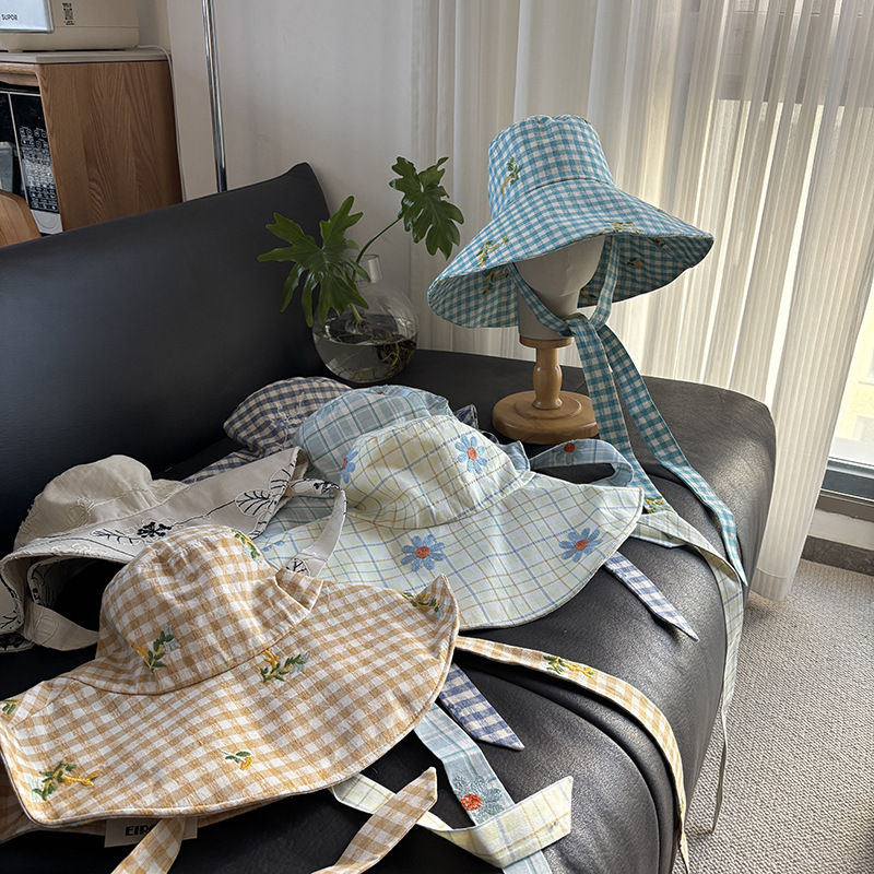 Large Brim Sun Hat, Fisherman's Hat, Fresh Green Plaid Lace-Up Cloth Hat for Women, Spring and Summer Outing Floral Hat Large Brim Sun Hat, Fisherman's Hat, Fresh Green Plaid Lace-Up Cloth Hat for Women, Spring and Summer Outing Floral Hat