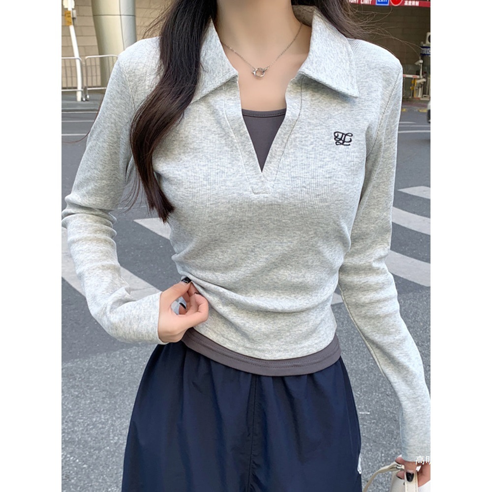 Unique embroidered polo collar long-sleeved faux two-piece t-shirt for women, new autumn and winter design, patchwork pleated waist-cinching top.