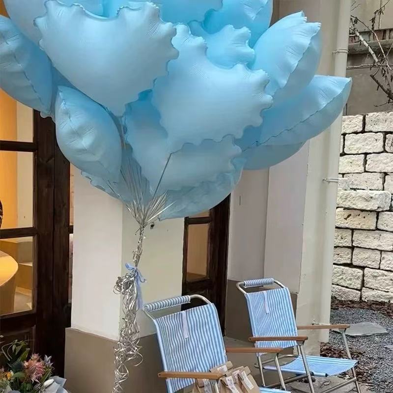 Bunte, gewellte, karierte, herzförmige Luftballons – Trendige Babygeburtstags-Partyartikel, Foto-Requisiten für draußen, Szenenaufbau_voghion.com