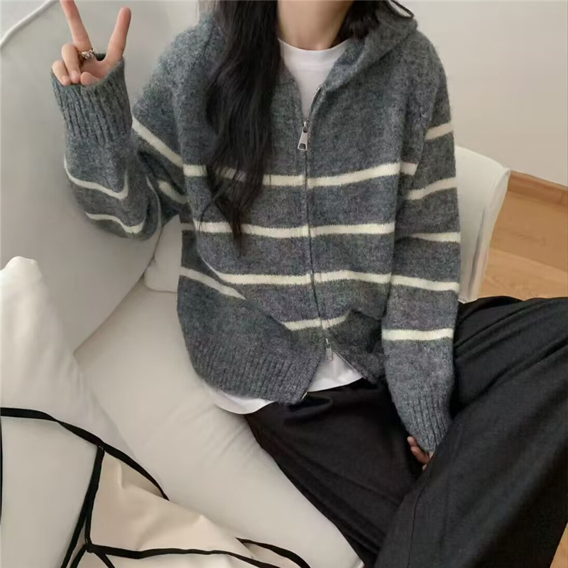 复古慵懒宽松条纹毛衣外套女韩版秋冬新款连帽拉链针织开衫女潮|undefined