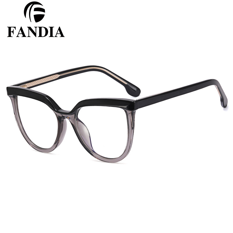 82032 moda Anti-azul gafas de luz mujeres de color caramelo gafas lisas CP insertar gafas ópticas en stock fábrica al por mayor