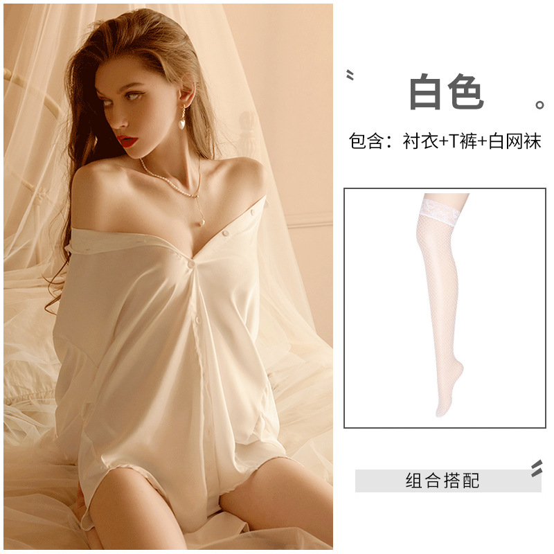 흰 셔츠 + T 바지 + 흰색 그물 양말