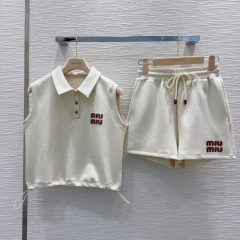 2025 新しいスタイルのファッションレター刺繍ショーツスーツノースリーブ