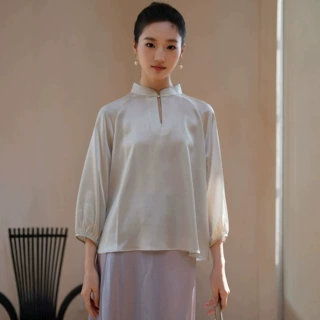 真丝新中式国风100桑蚕丝上衣女夏新款缎面纯色气质立领宽松小衫