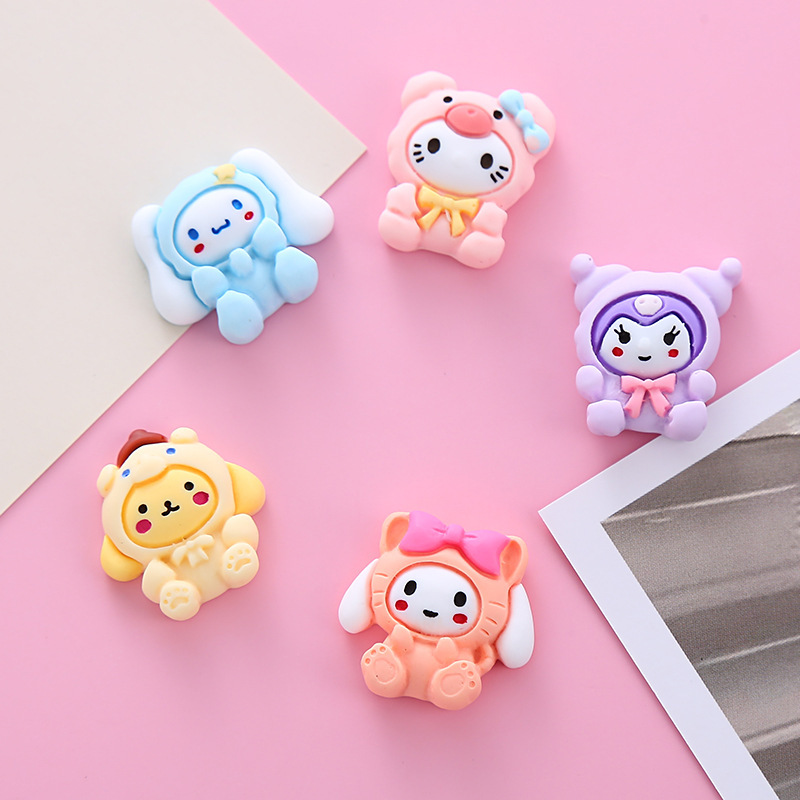 Nueva historieta Sanrio resina accesorios DIY pegamento crema teléfono móvil Shell parche tocado diadema etiqueta engomada del coche material