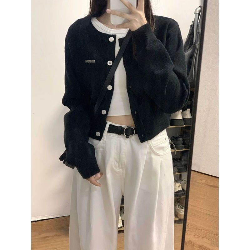 회색 틈새 짧은 캐주얼 카디건 재킷 여성의 2024 년 새로운 폭발 봄과 가을 슬림핏 슬림 긴팔 스웨터