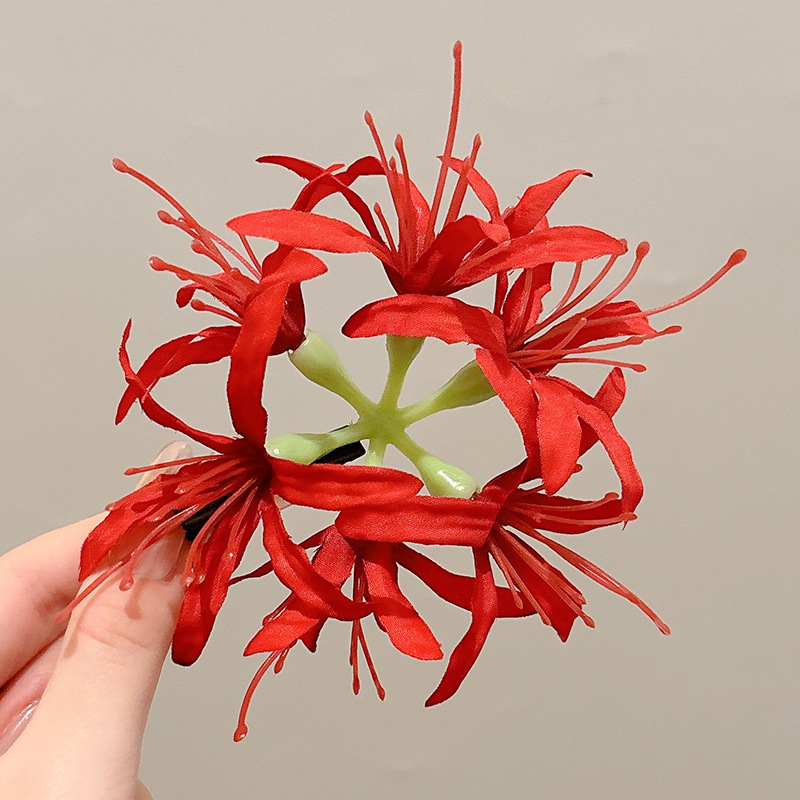 Caro con rosa roja clip de agarre para mujeres 2025 nuevo toque de cabeza de flores de super hadas explosión clip de tiburón