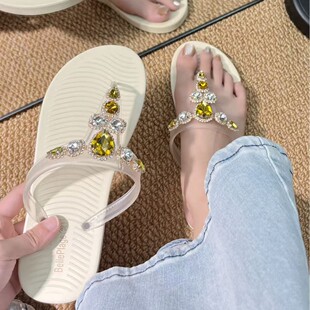 �羳�����ˮ��������n���ļ��⴩�¿���������Ů�L�^����Ь