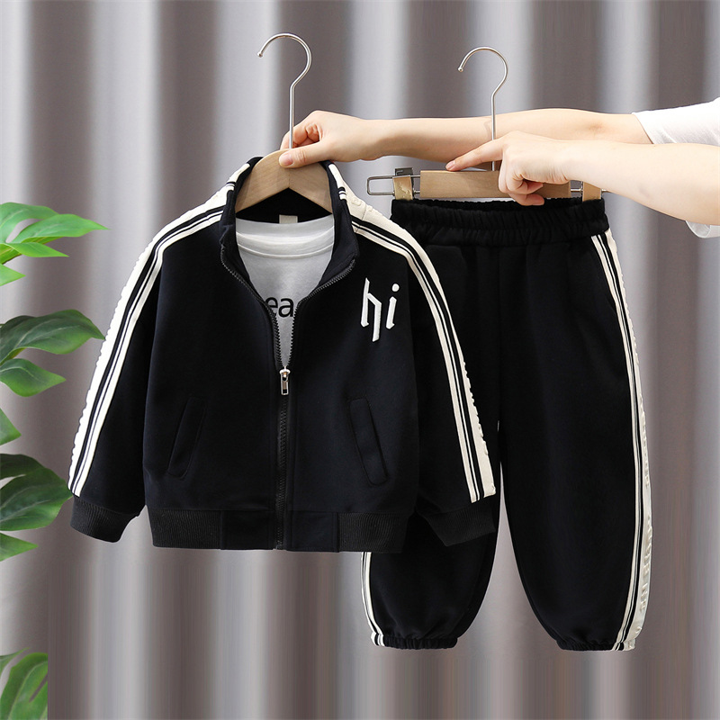 5941 traje de abrigo de otoño para niños 2025 nuevo bebé guapo y moderno guapo deportes de primavera y otoño niños de principios de otoño