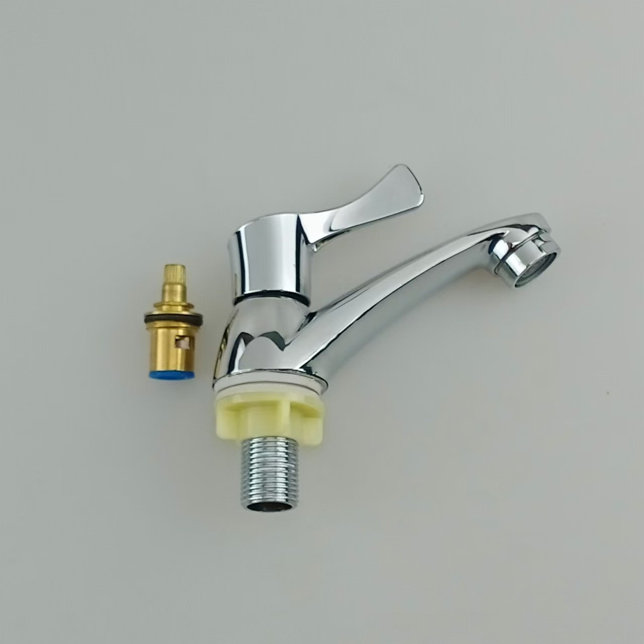 Zinc alloy single-cooling faucet, bathroom washbasin quick-opening countertop small faucet, household universal faucet manufacturer wholesale undefined