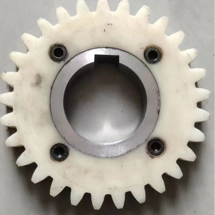 厂家销售精梳机用齿轮配件塑料精密斜齿轮设备配件