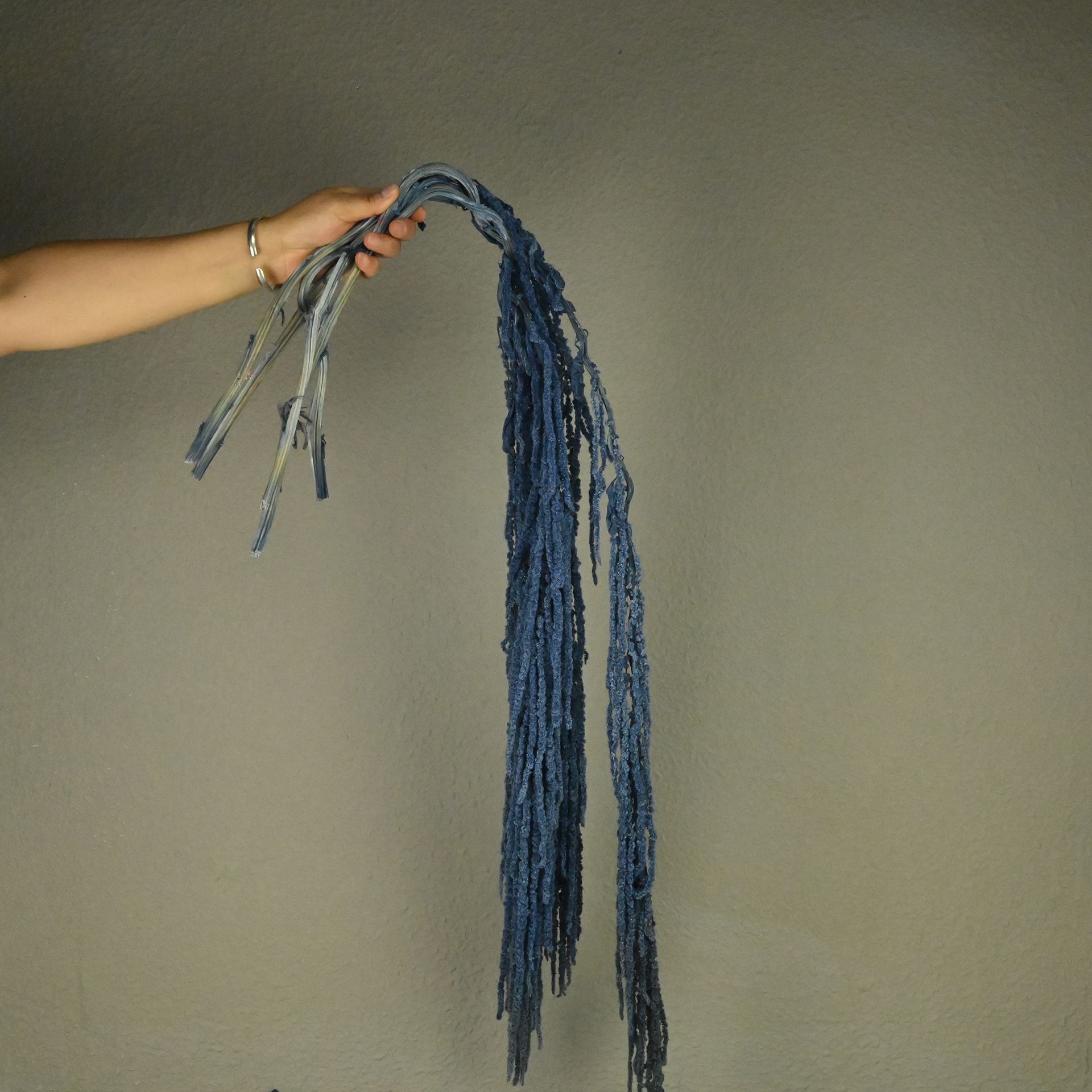 Flores fantasmas colgantes de arroz flor inmortal Juliet Amantes lágrimas colgantes de flores de decoración de bodas flores verdaderas