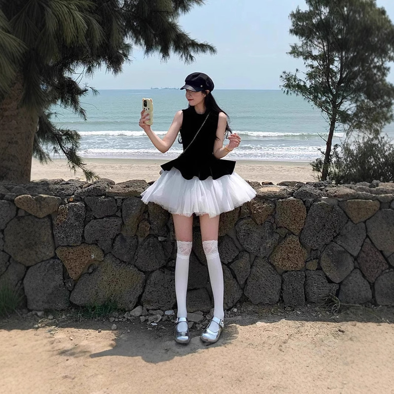 Rich Daughter's Elegant Princess Fluffy Dress Women's Spring & Fall 2025 New Velvet Splicing Mesh Sleeveless Skirt