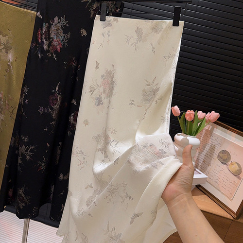 Elegant Chinese-style long dress with high-end satin and floral print—women's summer A-line skirt with a chic, sheath-like fit and a stylish slit, reimagining the modern Chinese aesthetic.