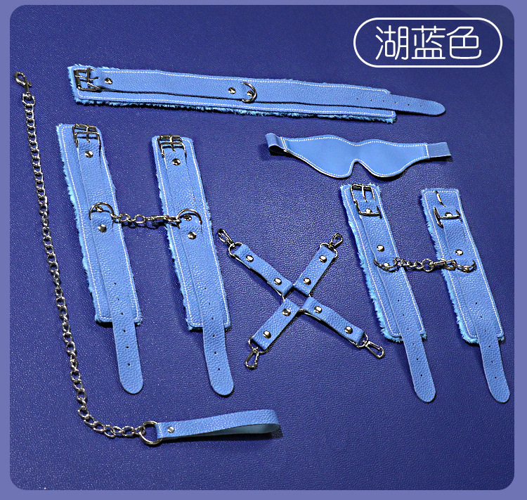 SM Plush Bondage Kit with Handcuffs and Nipple Clamps, 7-Piece Adult Couple Set — detail image 29