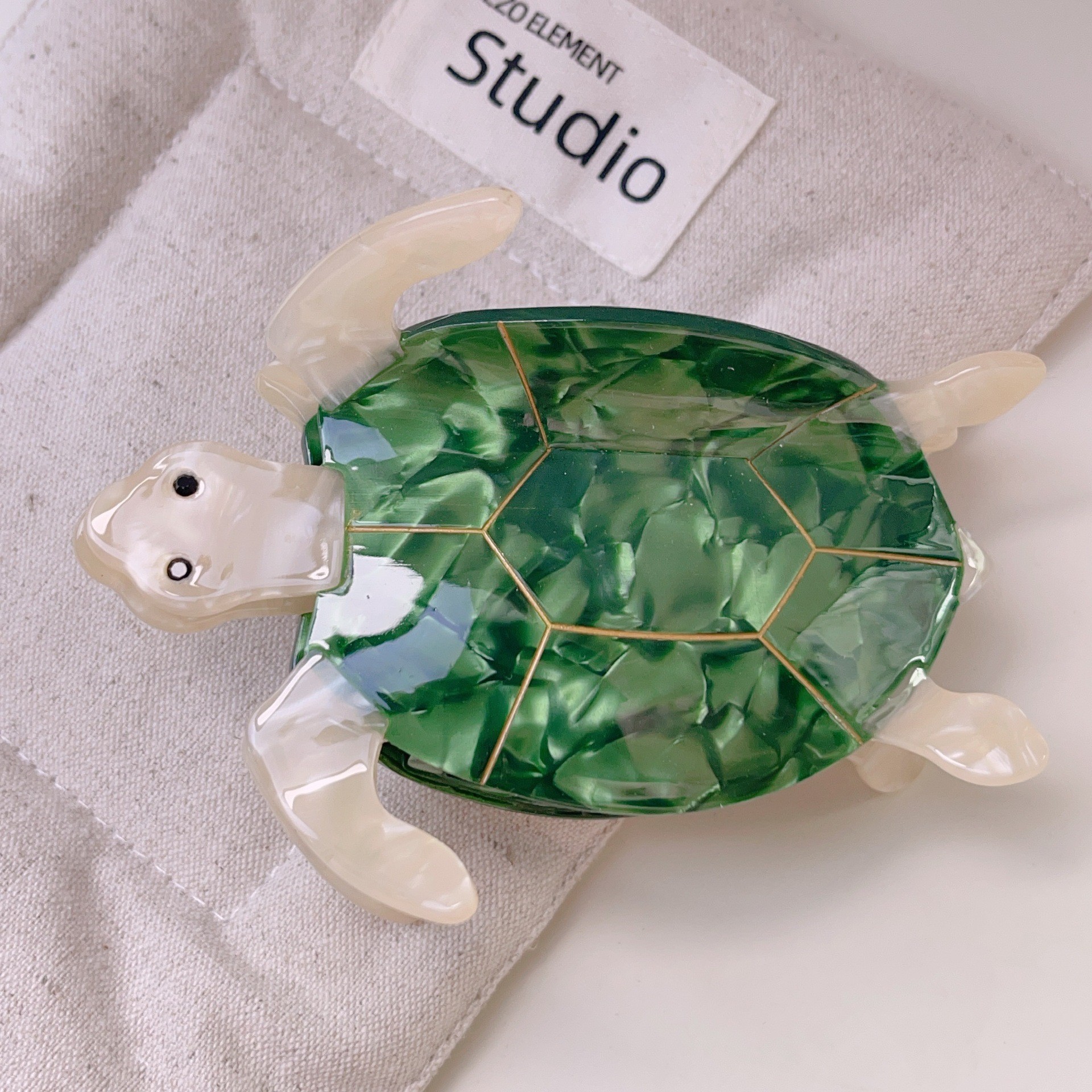 20g Weight Hair Claws Hair Accessories Type 1 Piece Quantity Casual, Daily Occasion Acetic acid sheets Material Tortoise Pattern All Seasons Season Women's Gender Beach Style Beach Women's Tortoise Acetic Acid Sheets Hair Claws 4