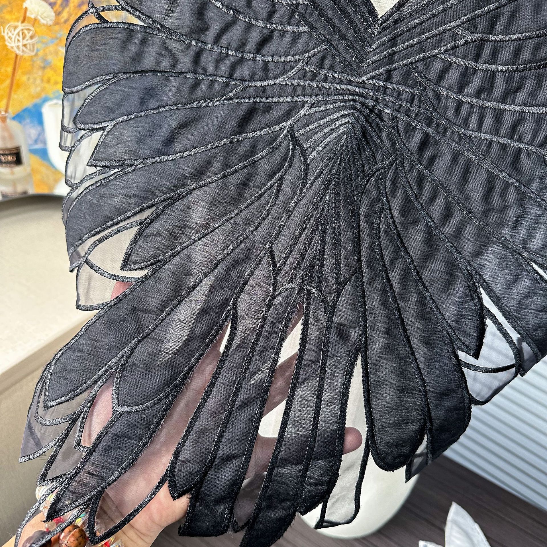 Ventas calientes de comercio electrónico ergena bordado ángel ala delantera vestido de escenario decoración calcomanías simples