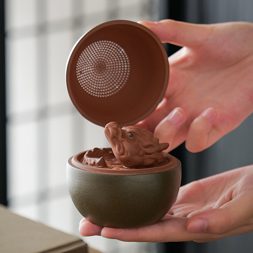 Dragon Egg Tea Strainer Set: Tea Infuser, Tea Separator, Year of the Dragon Mascot Tea Pet, Purple Clay Tea Strainer for Tea Tables