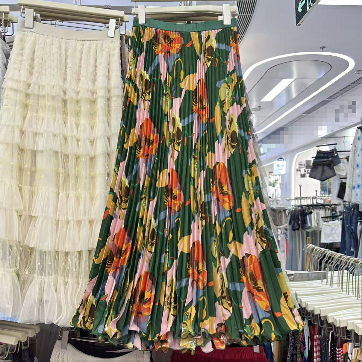 Summer retro fashionable long skirt