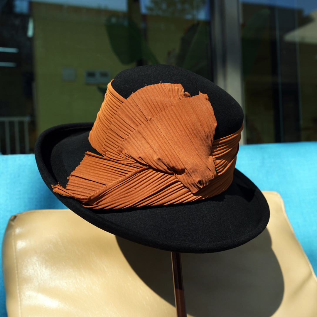 French-Style Elegant Retro Black Gray Wool Felt Rolled Brim Bucket Hat for Women, Autumn and Winter British Japanese Felt Fedora