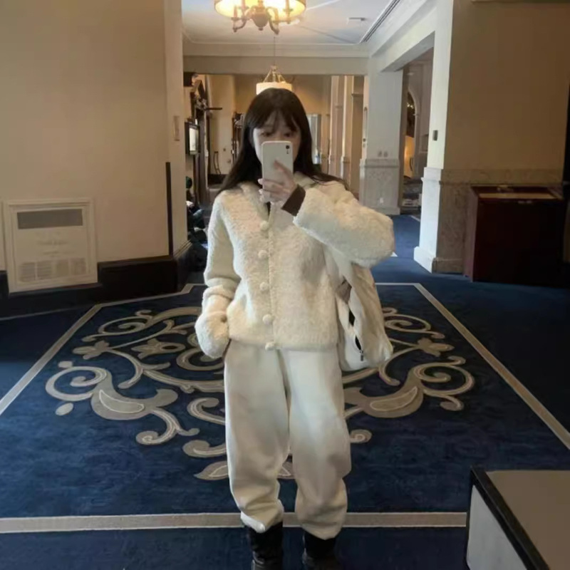 Now Korean Designer Ho*Us Loop Yarn Wool Hooded Cardigan Atmospheric Milky White Fur Ball Sweater Jacket