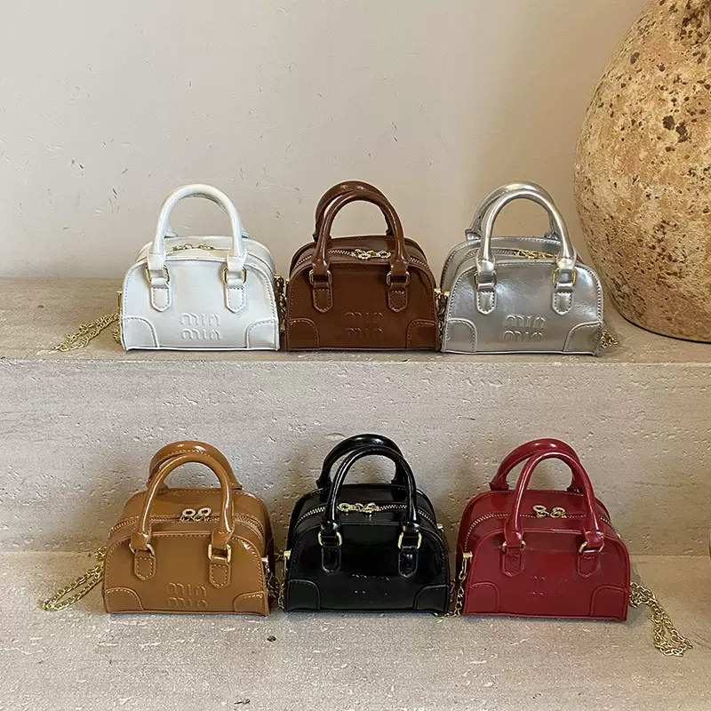 波士顿新款女包小众通勤保龄球包小众通勤单肩斜挎迷你儿童零钱包