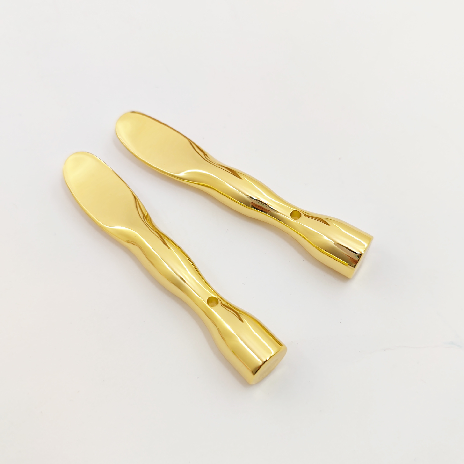 서있는 대나무 얼굴 프로스트 스푼