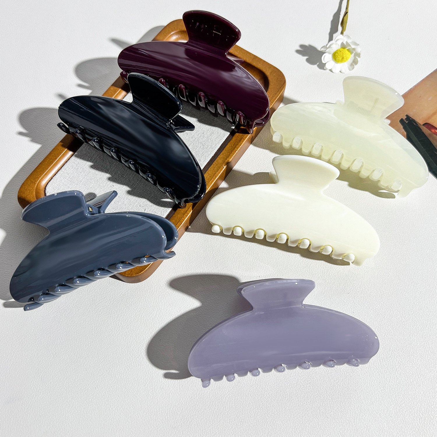 Korean-Style High-End Pc Semi-Circle Hair Clip Uv Printed Elegant Fashion Personality Shark Clip Back of the Head Bun Hair Accessory