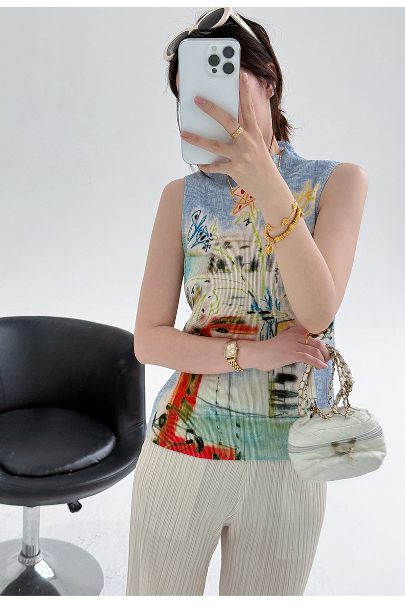 Áo ba lỗ cổ cao nữ in họa tiết retro, thiết kế xếp ly độc đáo — màu xanh nhạt chi tiết 14