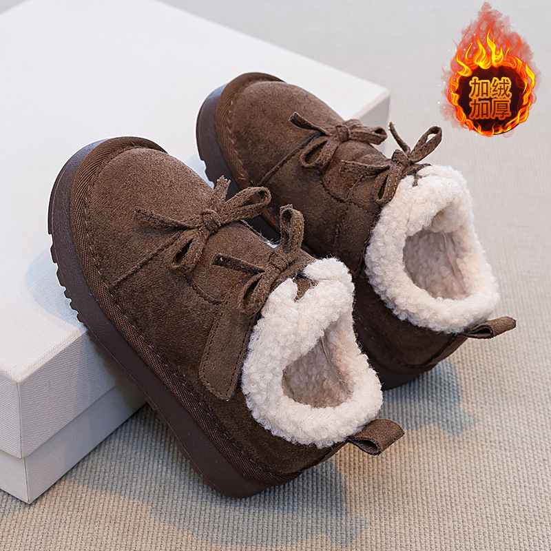 Zapatos de algodón para niñas 2025 invierno nuevo calentamiento zapatos de lana botas de nieve de doble arco para niños zapatos de invierno de algodón grande