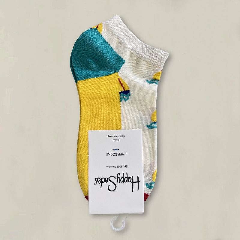 HappySocksハイスキンのショートソックスの漫画の浅い口の低い女性のスウェーデンのファッションのタイプのソックスの春夏のカラー