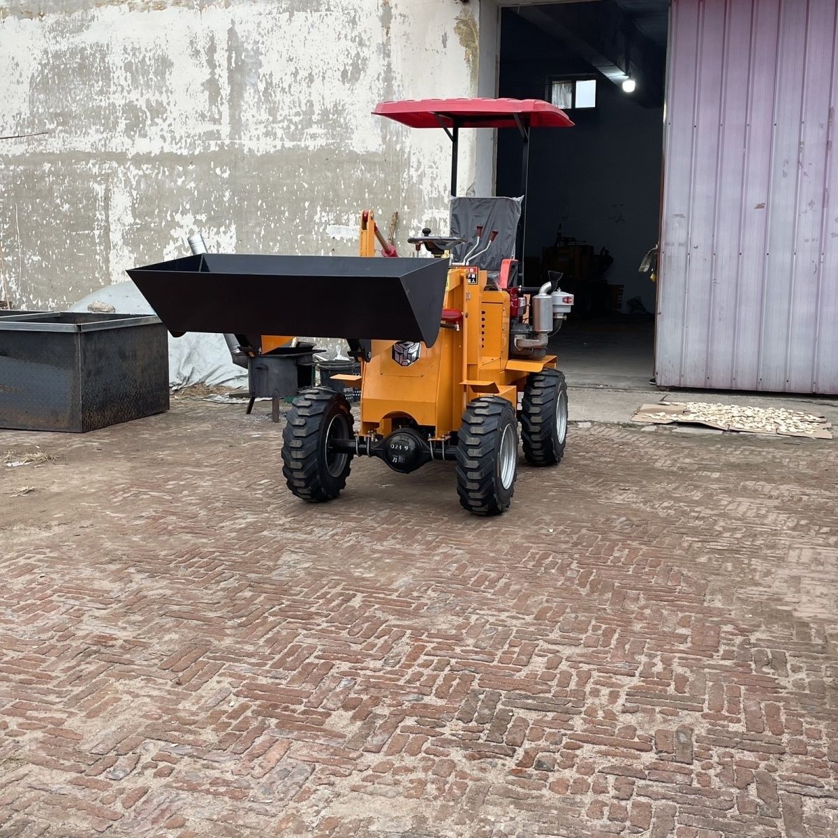 柴油四驱铲车装载机家用农用养殖场清粪建筑工地推土机小型铲车