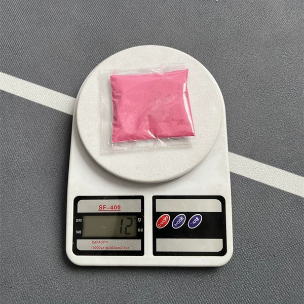 Fuchsia powder