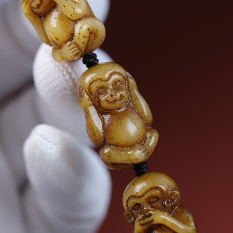 三不猴驼骨吊坠手机挂件钥匙扣藏传老驼骨雕刻不看不闻不听猴子|undefined