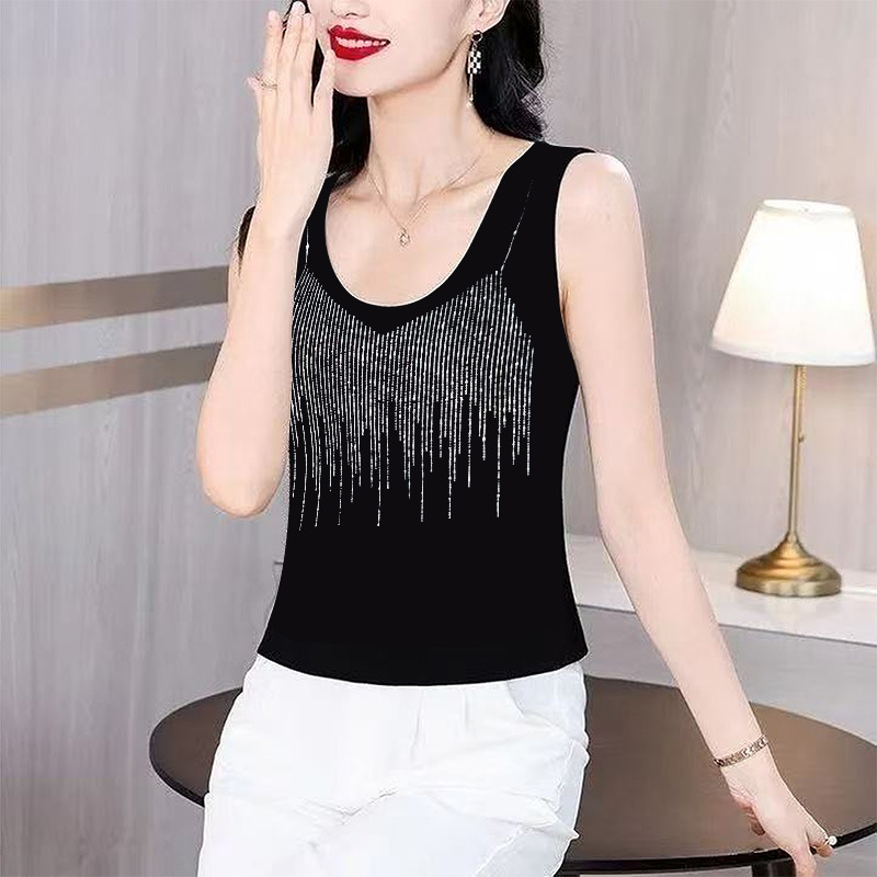 Trendy Versatile Women's Camisole Vest for Layering or Wearing Alone, Summer New Sleeveless Top with Black Rhinestones