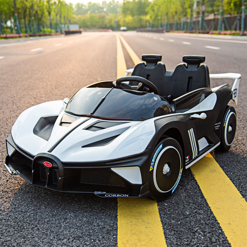 Coche eléctrico para niños coche de control remoto sentado bebé coche deportivo de cuatro ruedas entrega de una pieza coche de juguete recargable