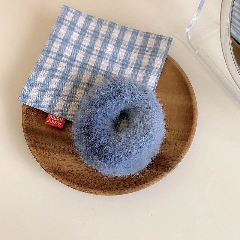 Otoño y invierno de conejo anillo de cabello peludo cuerda de cabello de niña cuerda de corazón simple y versátil correa joyería de cabello japonés y coreano 2021