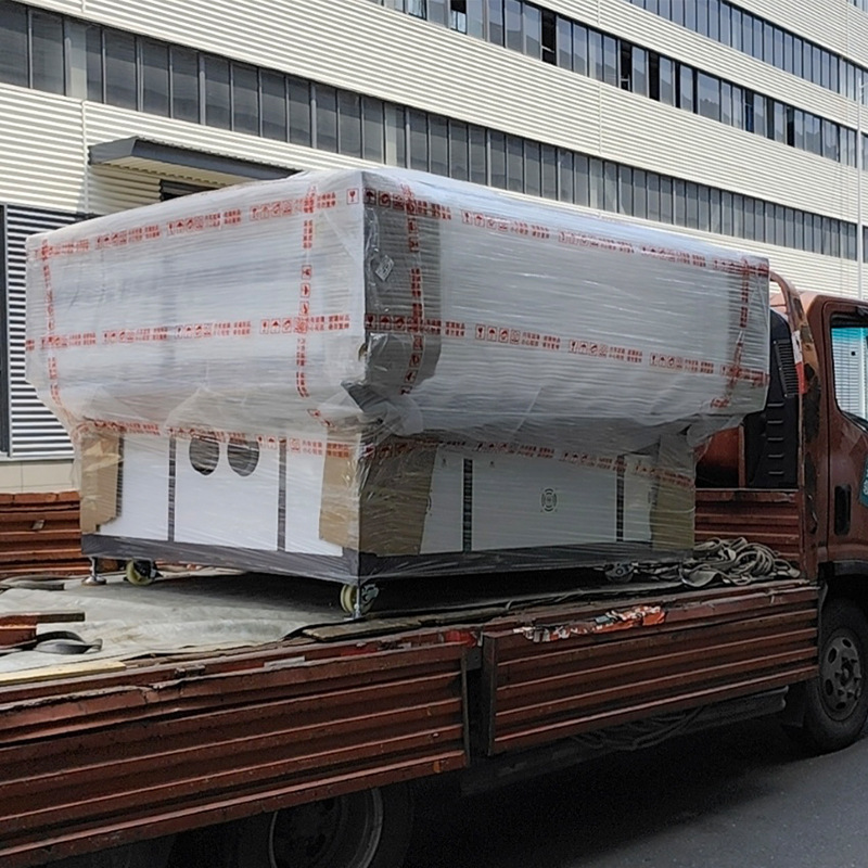 Máquina cortadora láser no tejida Máquina cortadora de bolsas no tejidas